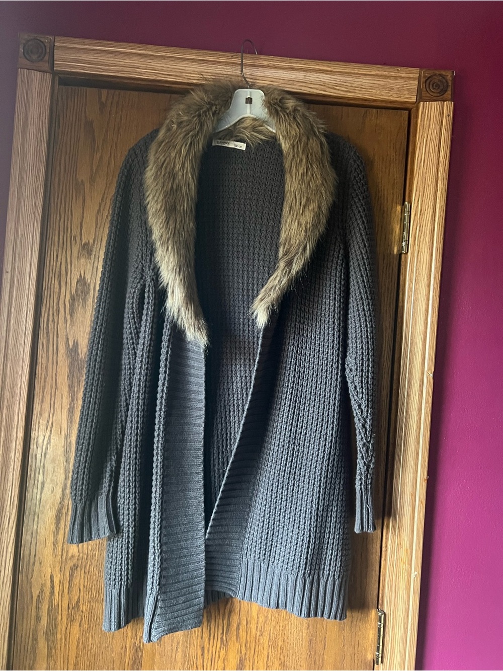 Cozy Faux-Fur Collar Knit Cardigan - Charcoal old Navy women’s sweater medium
